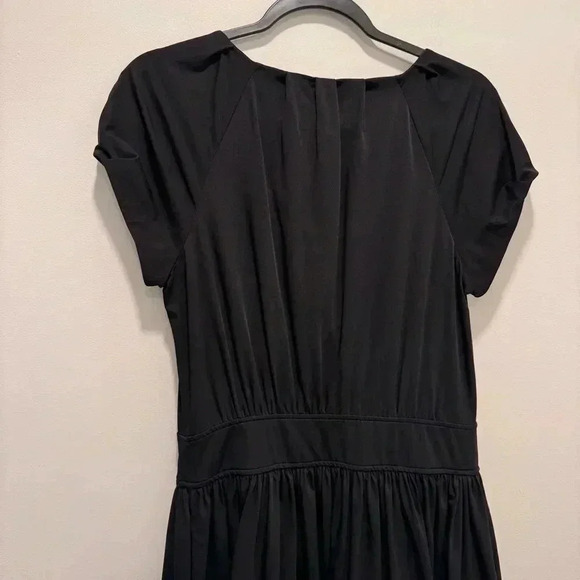 DIANE VON FURSTENBERG
Dress size 6 - Picture 9 of 14